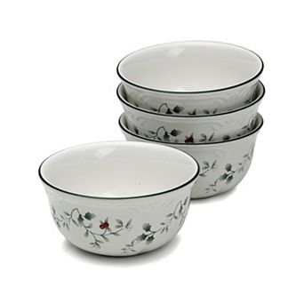 Pfaltzgraff Winterberry 24oz Deep Soup-Cereal Bowl Set of 4