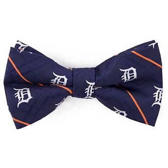 Men's MLB Tigers Oxford Bow Tie