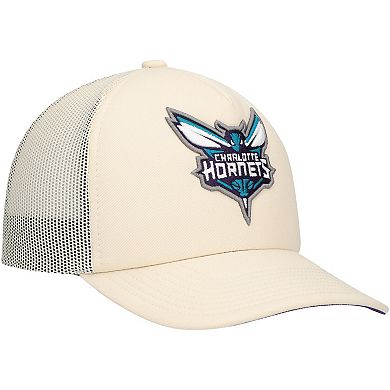 Men's Mitchell & Ness Cream Charlotte Hornets Trucker Adjustable Hat