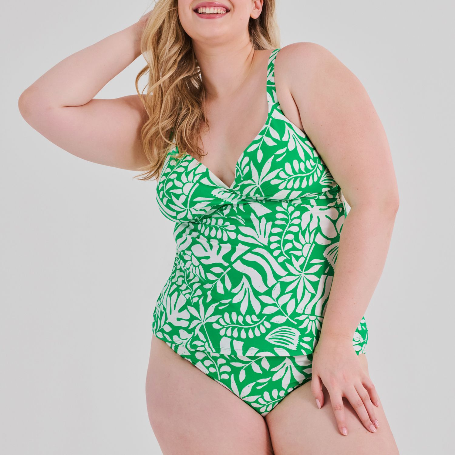 Plus Size Swim Top Island Escape Plus Size Printed Racerback