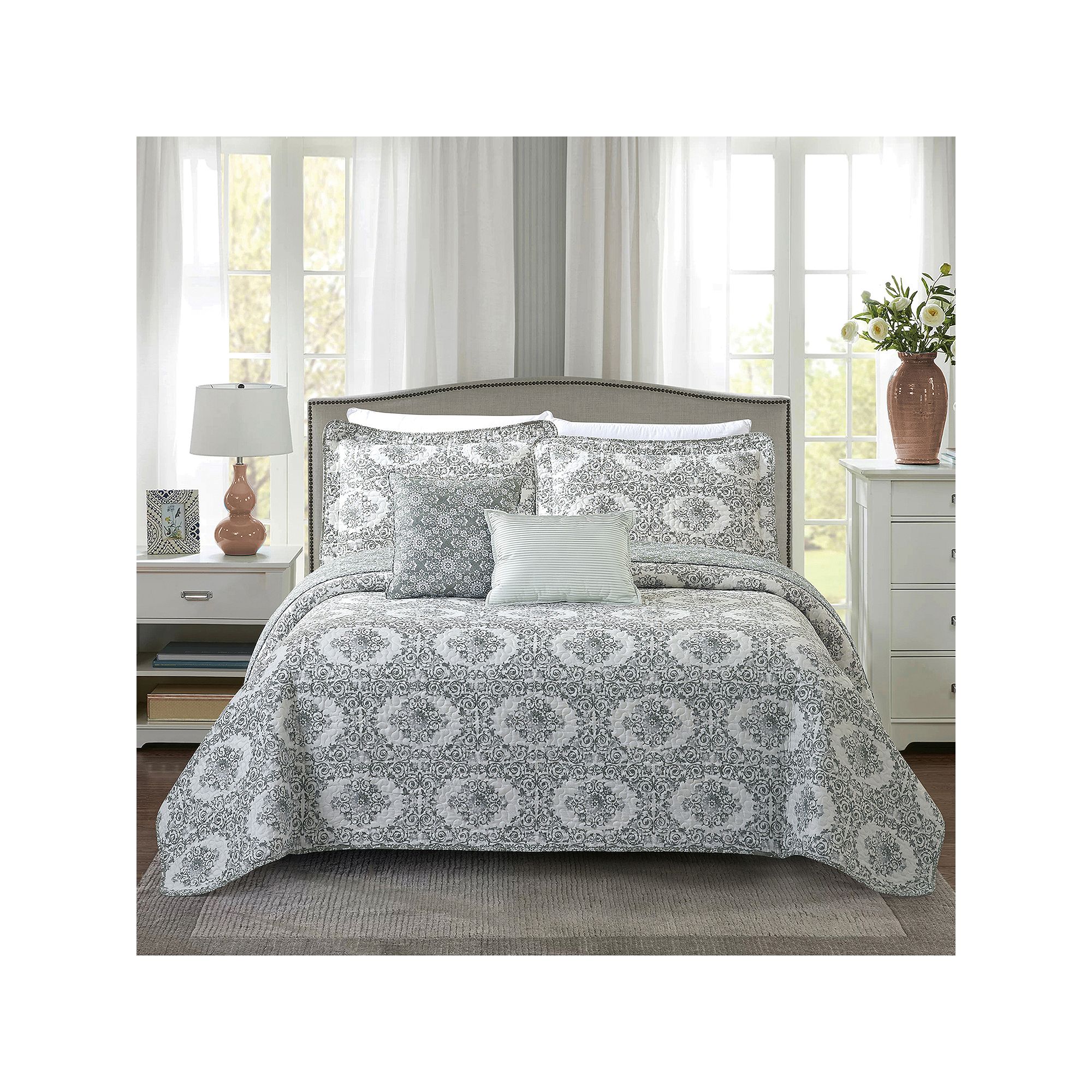 Serenta Legacy Floral Medallion Printed 5-Piece Quilt Set with Throw Pillow