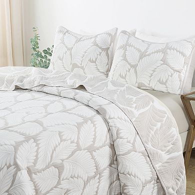 Serenta Matelasse Jacquard Leaf Print Quilt with Shams
