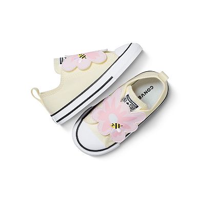 Converse CTAS Metallic 2V Girls Casual Sneakers