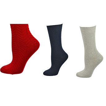Medium Weight Women's Crew Socks in 3 Pair Pack With Chevron Pattern