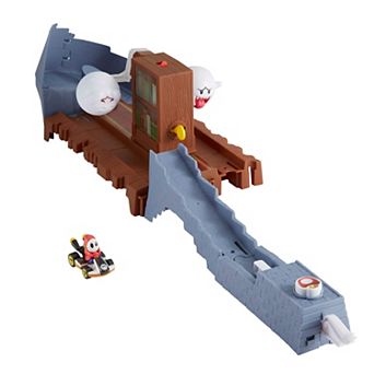 Mattel Hot Wheels Mario Kart Boo's Spooky Sprint Track Set