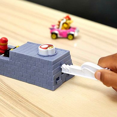Mattel Hot Wheels Mario Kart Boo's Spooky Sprint Track Set