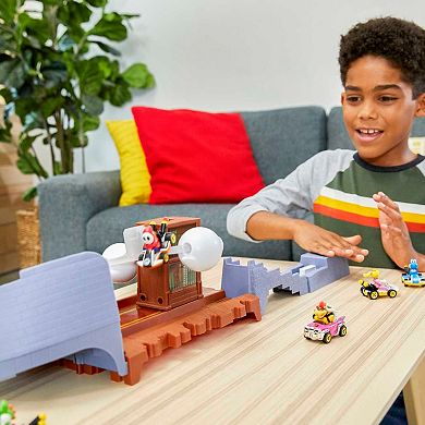 Mattel Hot Wheels Mario Kart Boo's Spooky Sprint Track Set