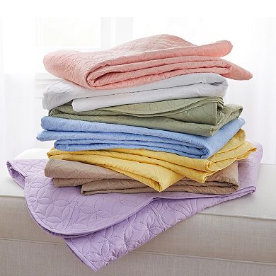 BrylaneHome Lily Pinsonic Damask Throw