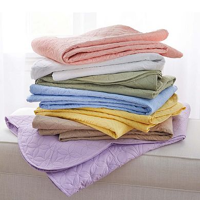 BrylaneHome Lily Pinsonic Damask Throw