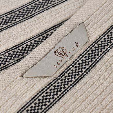 SUPERIOR 3-Piece Zero Twist Cotton Geometric Border Plush Absorbent Bath Towel Set