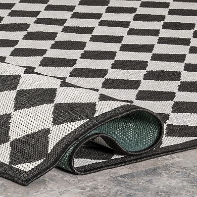 nuLOOM Myka Checkered Indoor / Outdoor Area Rug