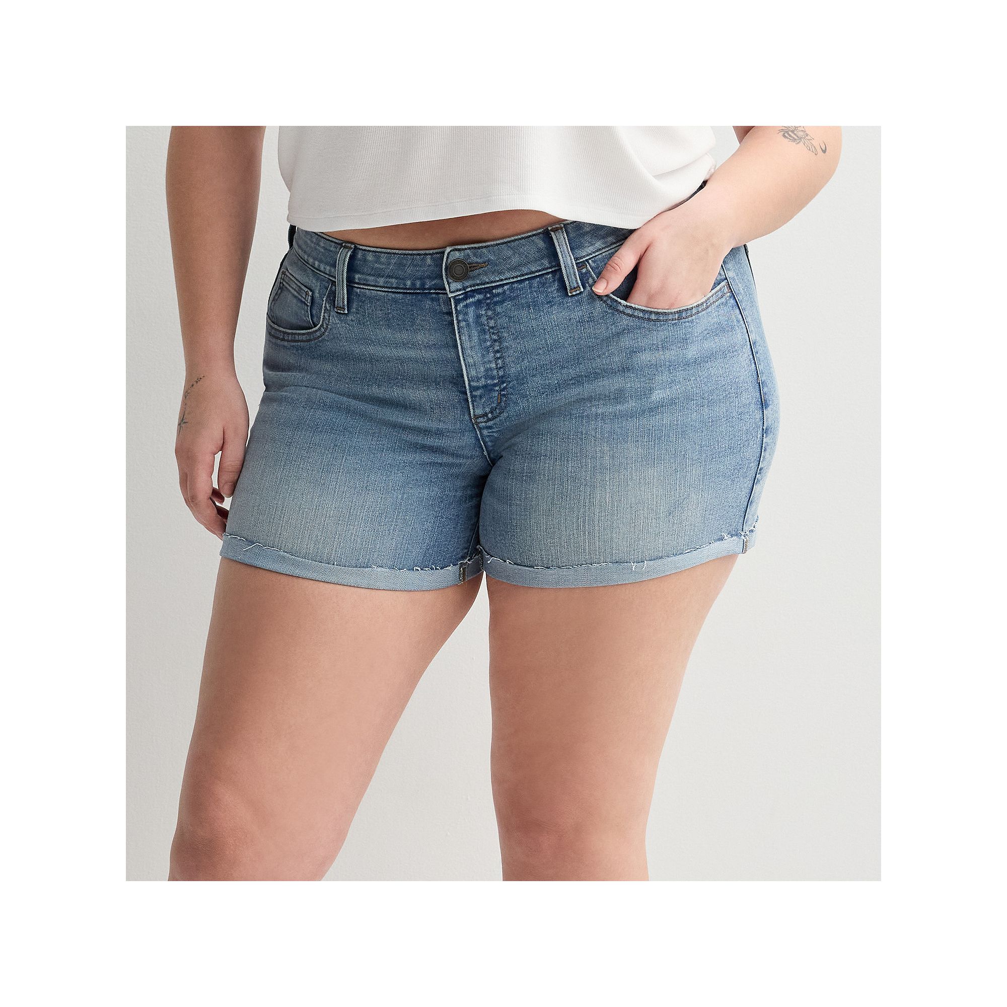 Juniors Plus Size SO® Low Rise Midi Jean Shorts, Girls, Size: 16, Medium