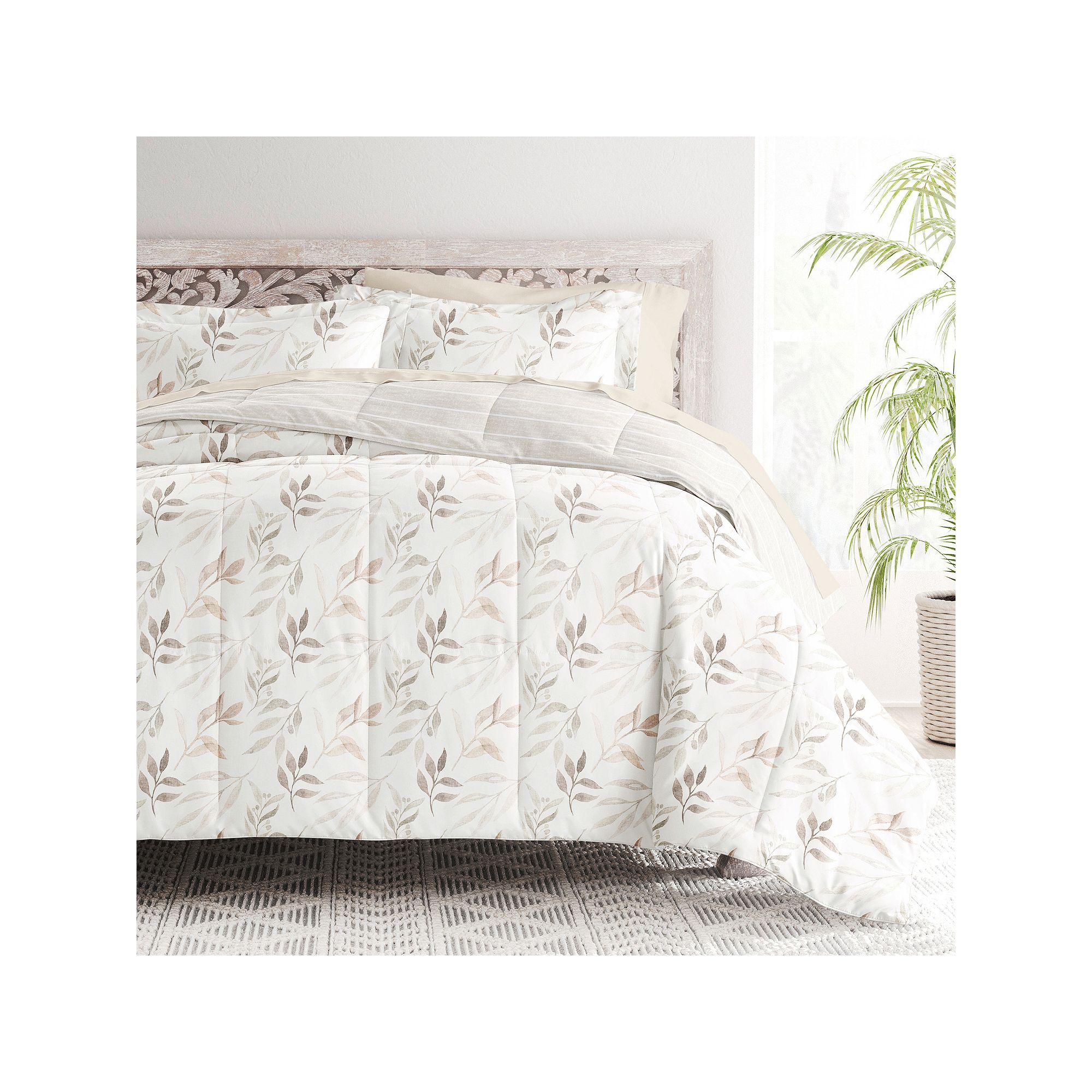 Home Collection Bedding Bundle Patterned Comforter Set, Foliage Stripe Ivor