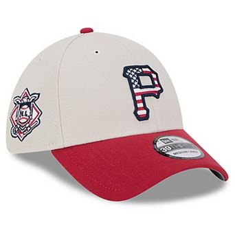 Men's New Era Khaki/Red Pittsburgh Pirates 2024 Fourth of July 39THIRTY Flex Hat
