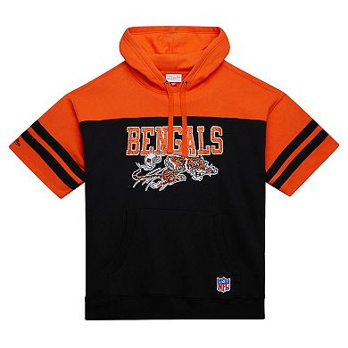 Men's Mitchell & Ness Black Cincinnati Bengals Off Field Vintage Logo Short Sleeve Pullover Hoodie