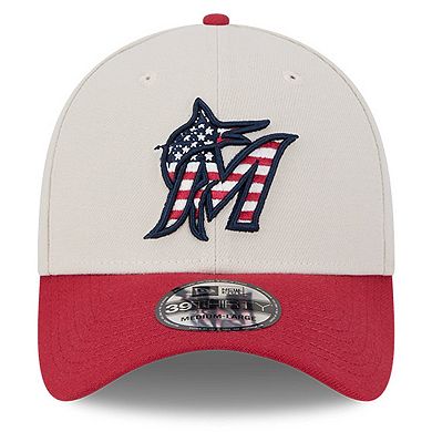 Men's New Era Khaki/Red Miami Marlins 2024 Fourth of July 39THIRTY Flex Hat