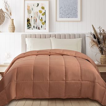 SUPERIOR Classic All-Season Reversible Down Alternative Comforter