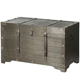 Wooden Storage Trunk with Lockable Latch