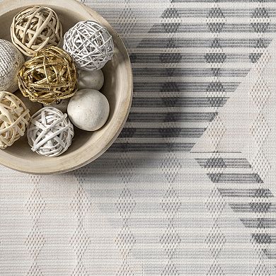 nuLOOM Alesha Modern Striped Machine Washable Area Rug