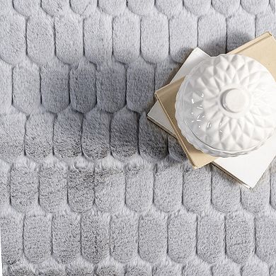 nuLOOM Nia Tile Faux-Fur Rabbit Machine Washable Area Rug