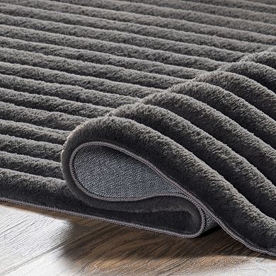 nuLOOM Kai Stripe Faux-Fur Rabbit Machine Washable Area Rug