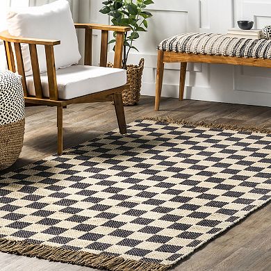 nuLOOM Connie Checkered Tasseled Area Rug