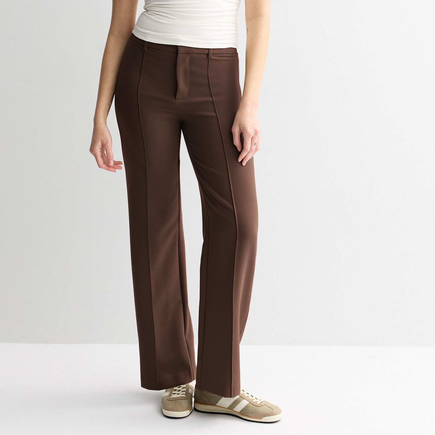 Женские брюки Juniors' SO® Straight Leg, цвет: Коричневый — фото 1