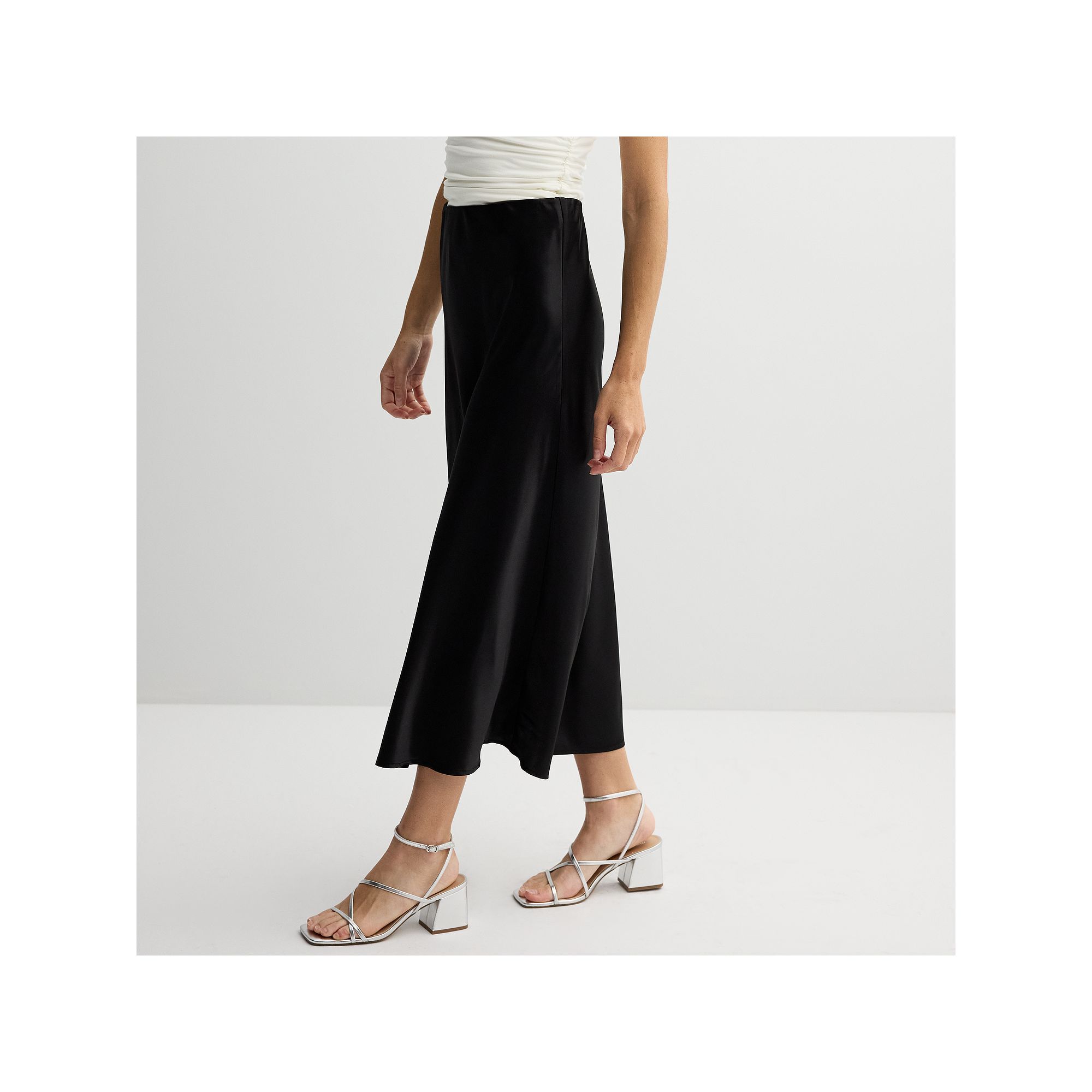 Juniors SO® Satin Maxi Skirt, Girls, Size: XS, Black