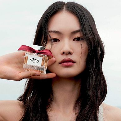 Chloe L'Eau de Parfum Intense with Raspberry, Rose & Amber Travel Spray