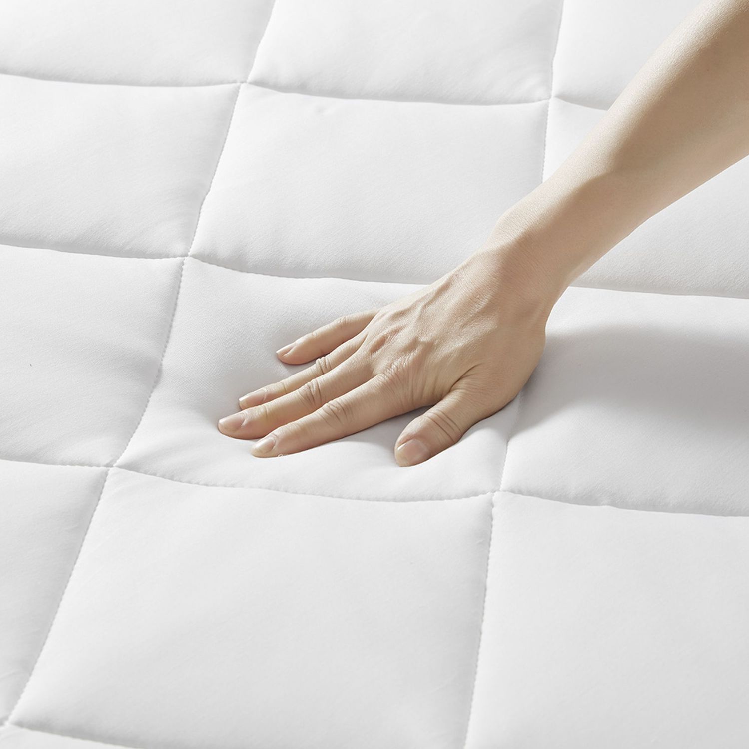 Sharper Image King Mattress Pad – Overfilled, Cooling Jersey Knit, Fits Up To 18 Inch Mattress, OEKO-TEX Certified