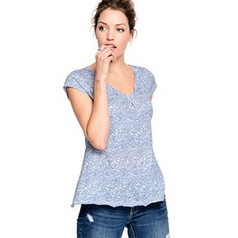 ellos Plus Size Twisted V-Neck Tee