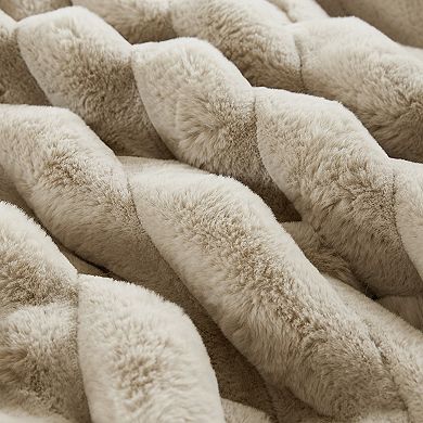 Madison Park Jasmine 3pc Ultrasoft Faux Fur Ribbed Midweight Comforter Set