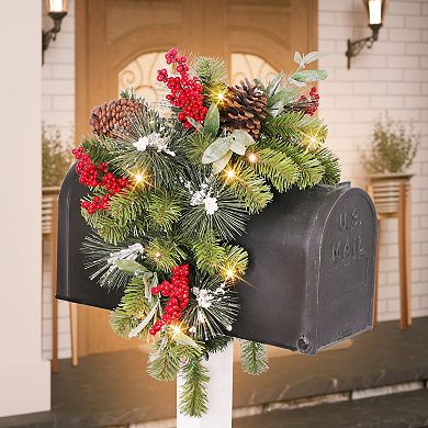 PULEO INTERNATIONAL Pre-Lit Artificial Mailbox Cover