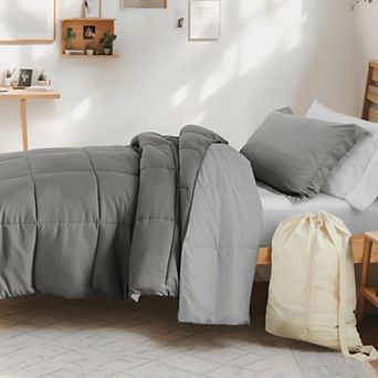 College Bundle, Reversible Comforter Set, Patterned Sheet Set, Pillows And Laundry Bag (Twin XL)