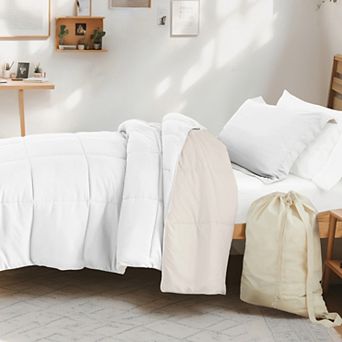 College Bundle, Reversible Comforter Set, Patterned Sheet Set, Pillows And Laundry Bag (Twin XL)