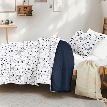 Campus Dorm Bundle, Patterned Comforter Set, Solid Sheet Set, Pillows And Laundry Bag (TWIN XL)