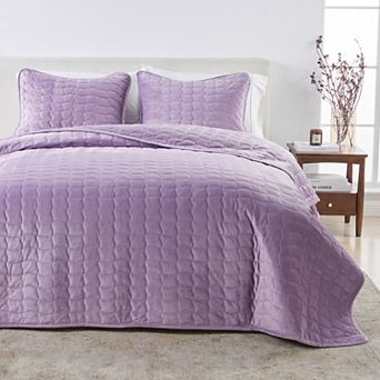 Madelinen Box-Stitched Velvet Quilt Set with Shams