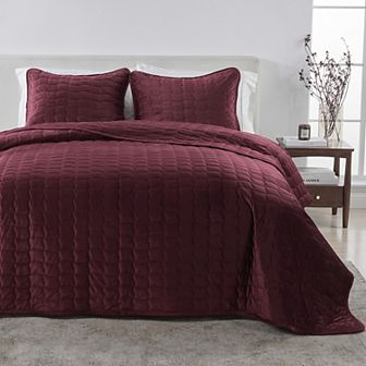 Madelinen Box-Stitched Velvet Quilt Set with Shams