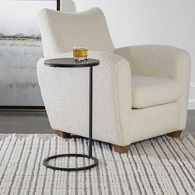 Brunei Accent/Drink Table