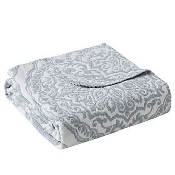 VCNY Home Criag Chenille Medallion Throw