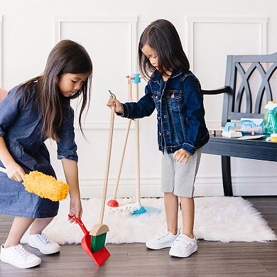 Melissa & Doug Deluxe Cleaning & Laundry Play Set