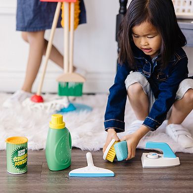 Melissa & Doug Deluxe Cleaning & Laundry Play Set
