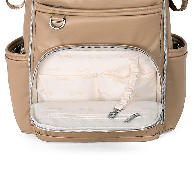 Expand your new baby essentials with this Itzy Ritzy Boss Plus Backpack Diaper Bag.