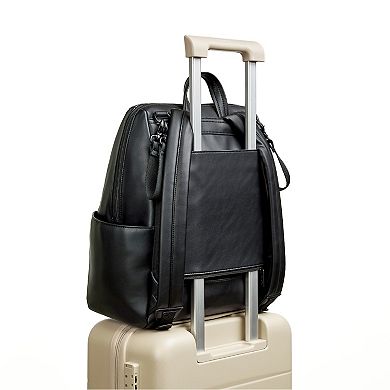 Expand your new baby essentials with this Itzy Ritzy Eras Backpack.