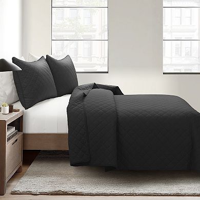 Lush Decor Ava Diamond Cotton Black 3-pc. Quilt Set with Shams