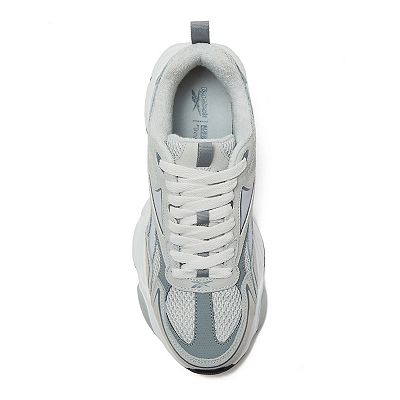 Reebok e-comm charge top