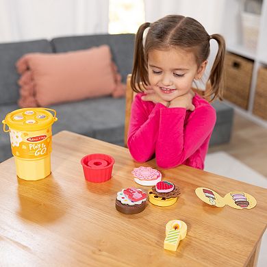 Melissa & Doug Play to Go Cake and Cookies Play Food Travel Toy in Cup with Fidget Toy Lid