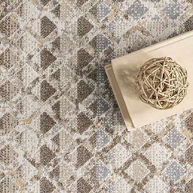 nuLOOM Carley Machine Washable Geometric Area Rug