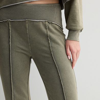Juniors' Vanilla Star Seamed Front Flare Leg Pants