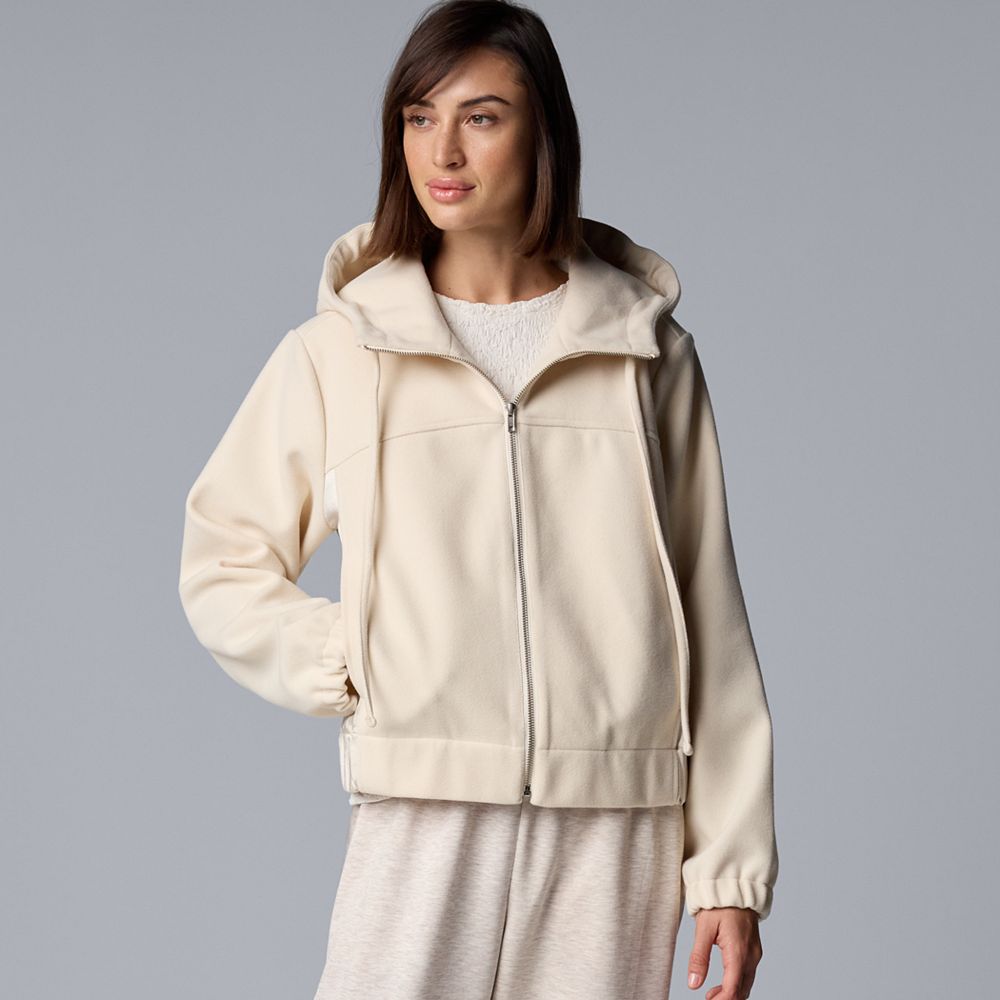 Vera – Modern Short Zip Sweatshirt for Comfort